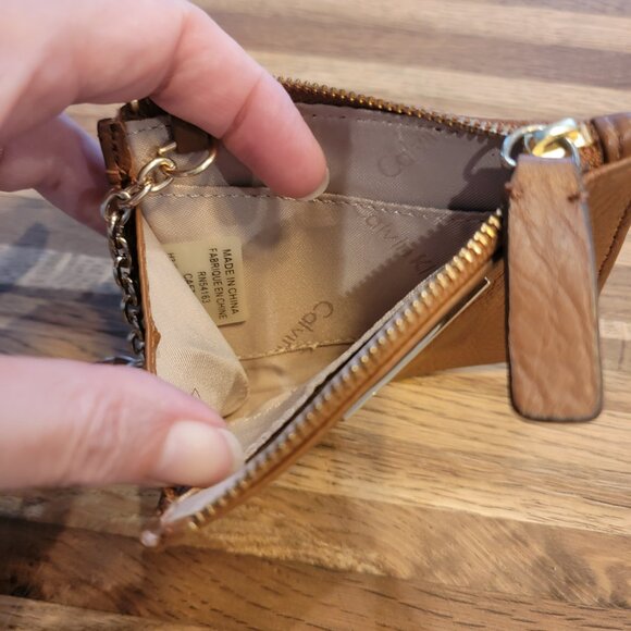 Calvin Klein Small ID/Card Case with Key Chain - Picture 9 of 11